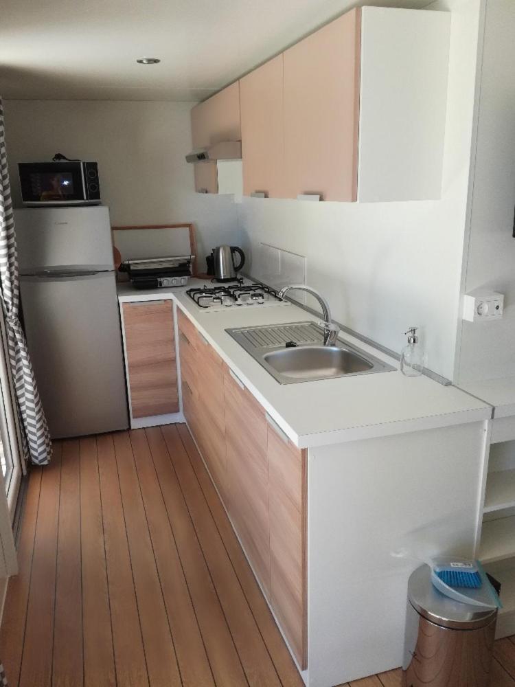Sunny Mobile Homes Bijela Uvala Mugeba Exterior photo